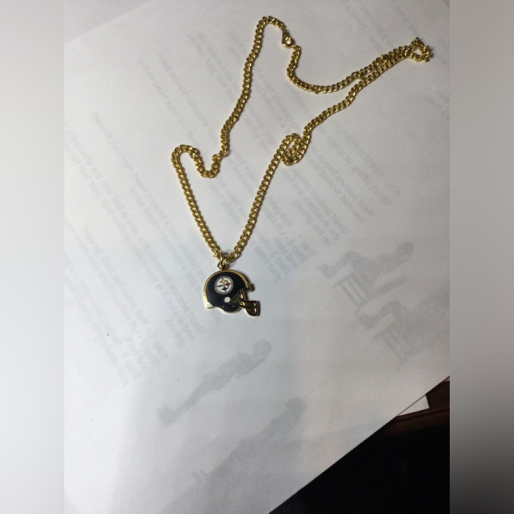 Pittsburgh Steelers Charm Pendant + Chain